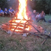 Závěrečný táborový oheň