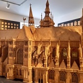Model katedrály sv. Víta zhotovený ze slámy - v Podbrdském muzeu